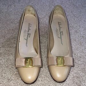 Salvatore Ferragamo Nude Vara Bow Flats with Gold Plaque